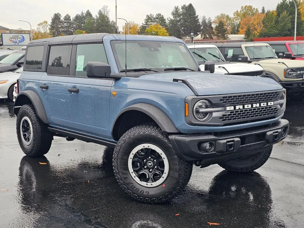 2025 Ford Bronco Badlands 4x4's photo