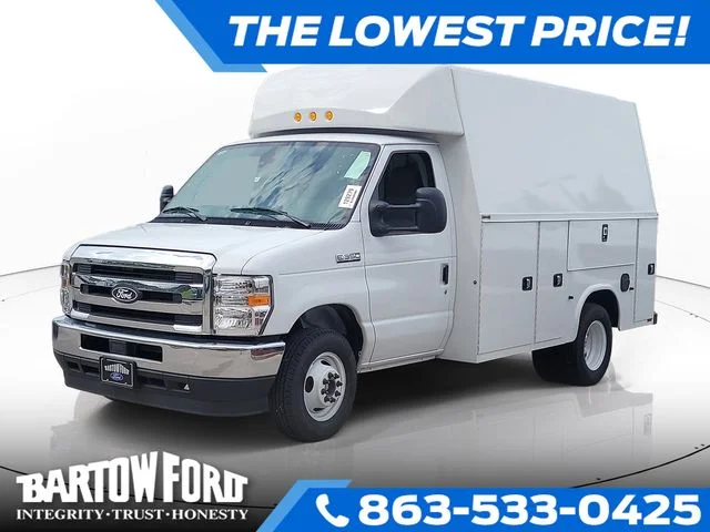 New 2027 Oxford White Ford Base image 1
