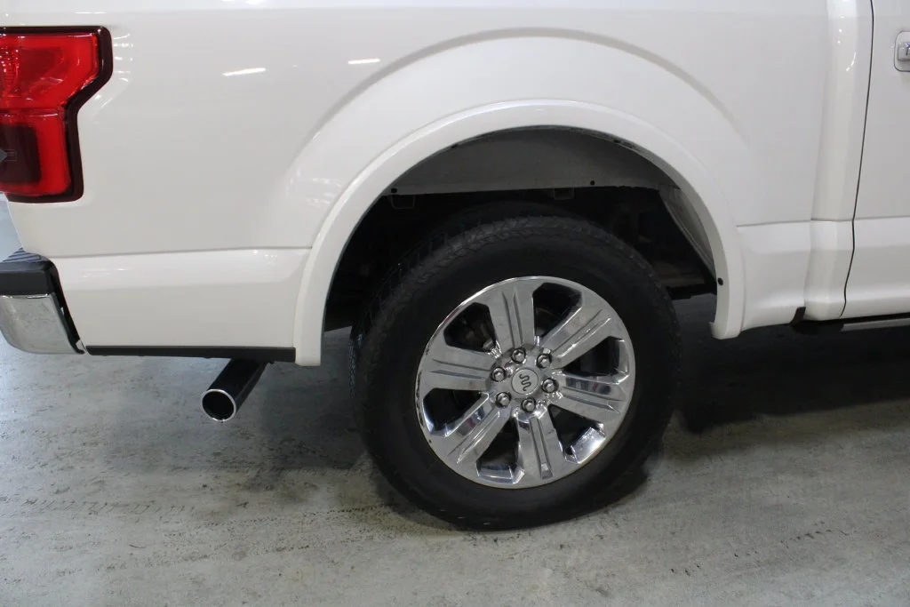 Used 2018 White Ford King Ranch image 27