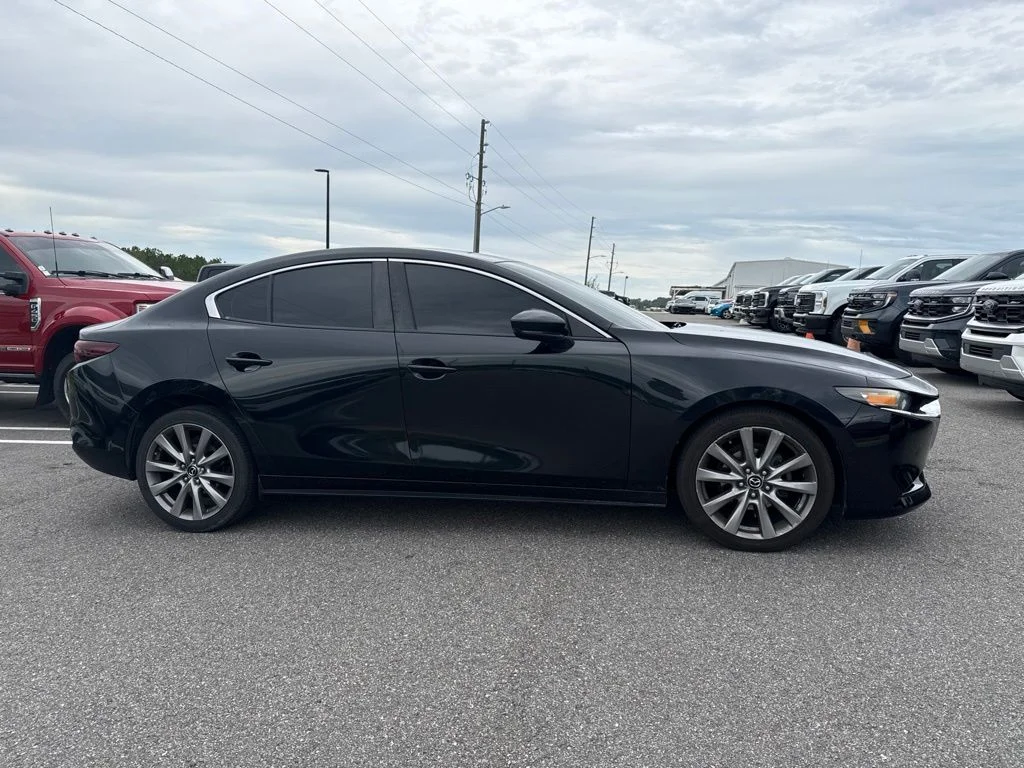 Used 2019 Black Mazda Preferred image 1