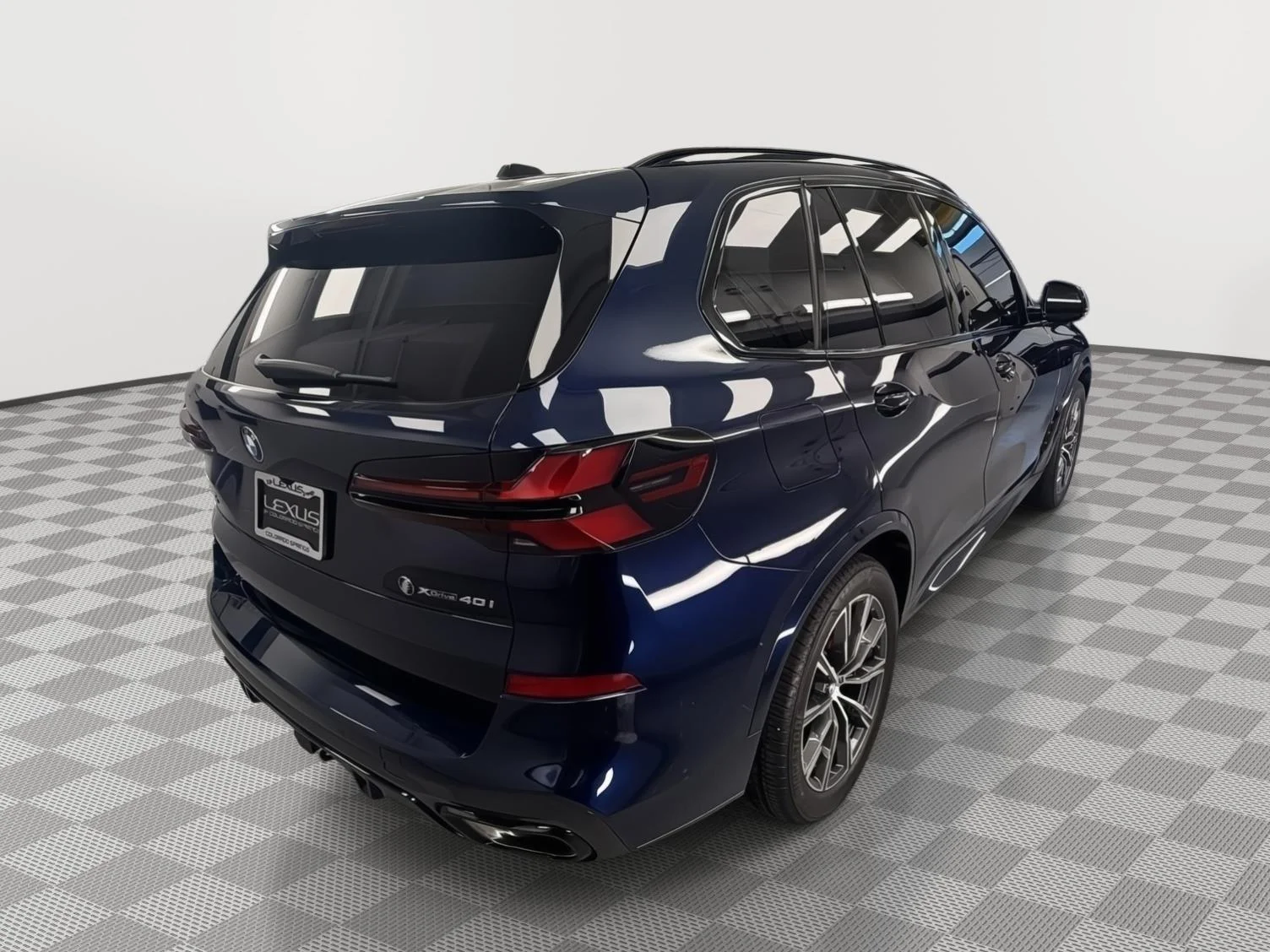Used 2026 Tanzanite Blue II Metallic BMW xDrive40i image 6