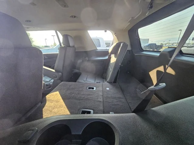 Used 2018 Iridium Metallic GMC Denali image 16