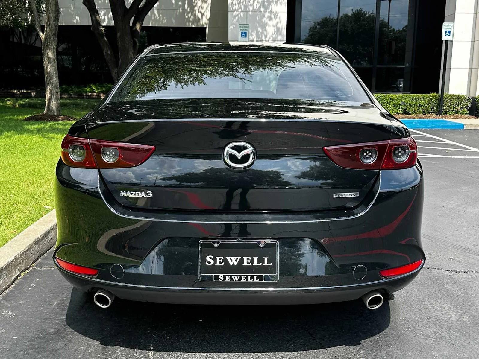 Used 2021  Mazda Select image 3