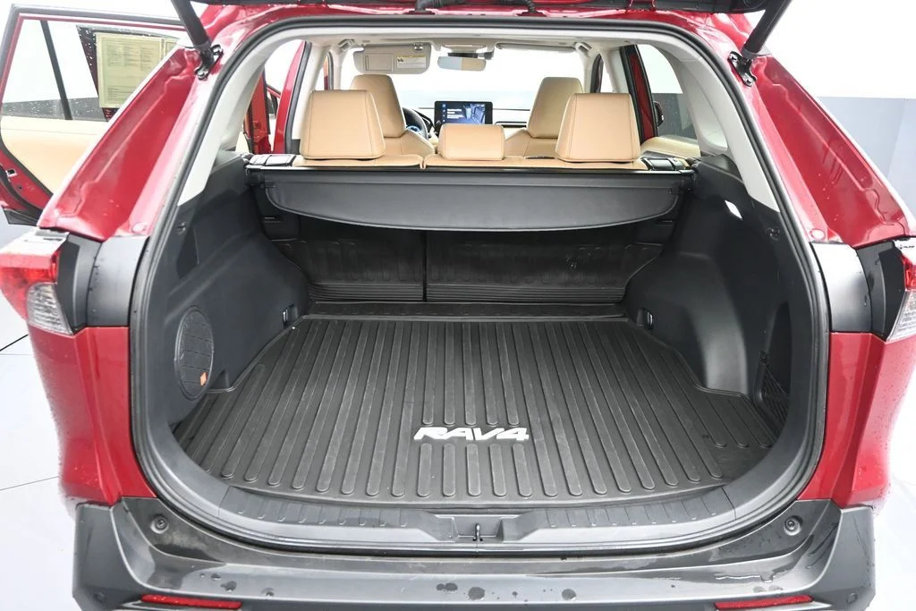Used 2023 Red Toyota Limited image 15