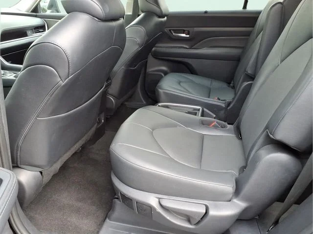 Used 2025 Black Toyota XLE image 16