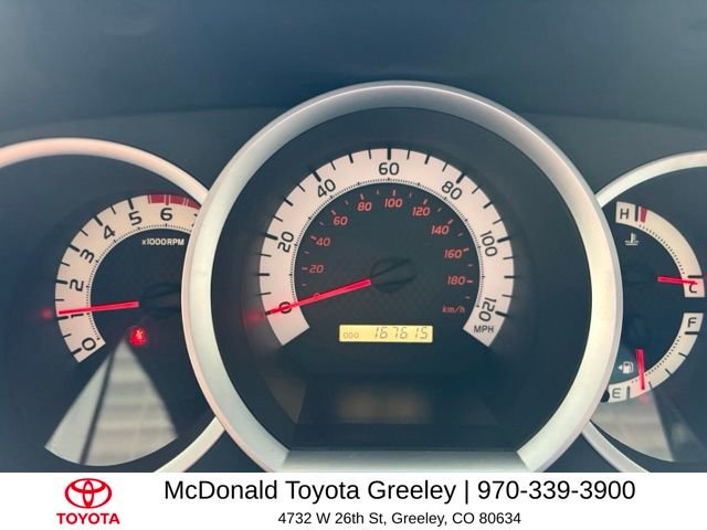 Used 2013 Silver Toyota Base image 19