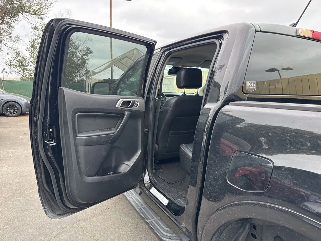Used 2021 Black Ford XLT image 14