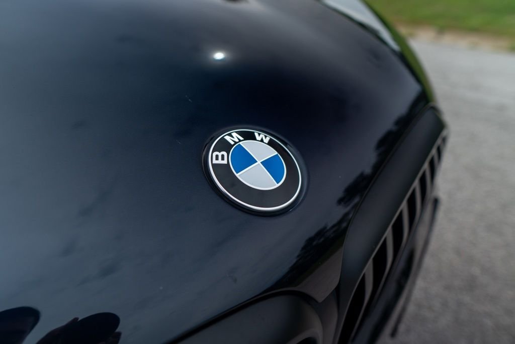 Used 2026 Carbon Black Metallic BMW xDrive40i image 9