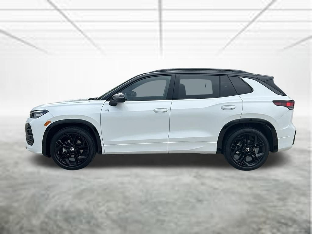 New 2026 White/off-white Volkswagen 2.0T SE R-Line Black image 2