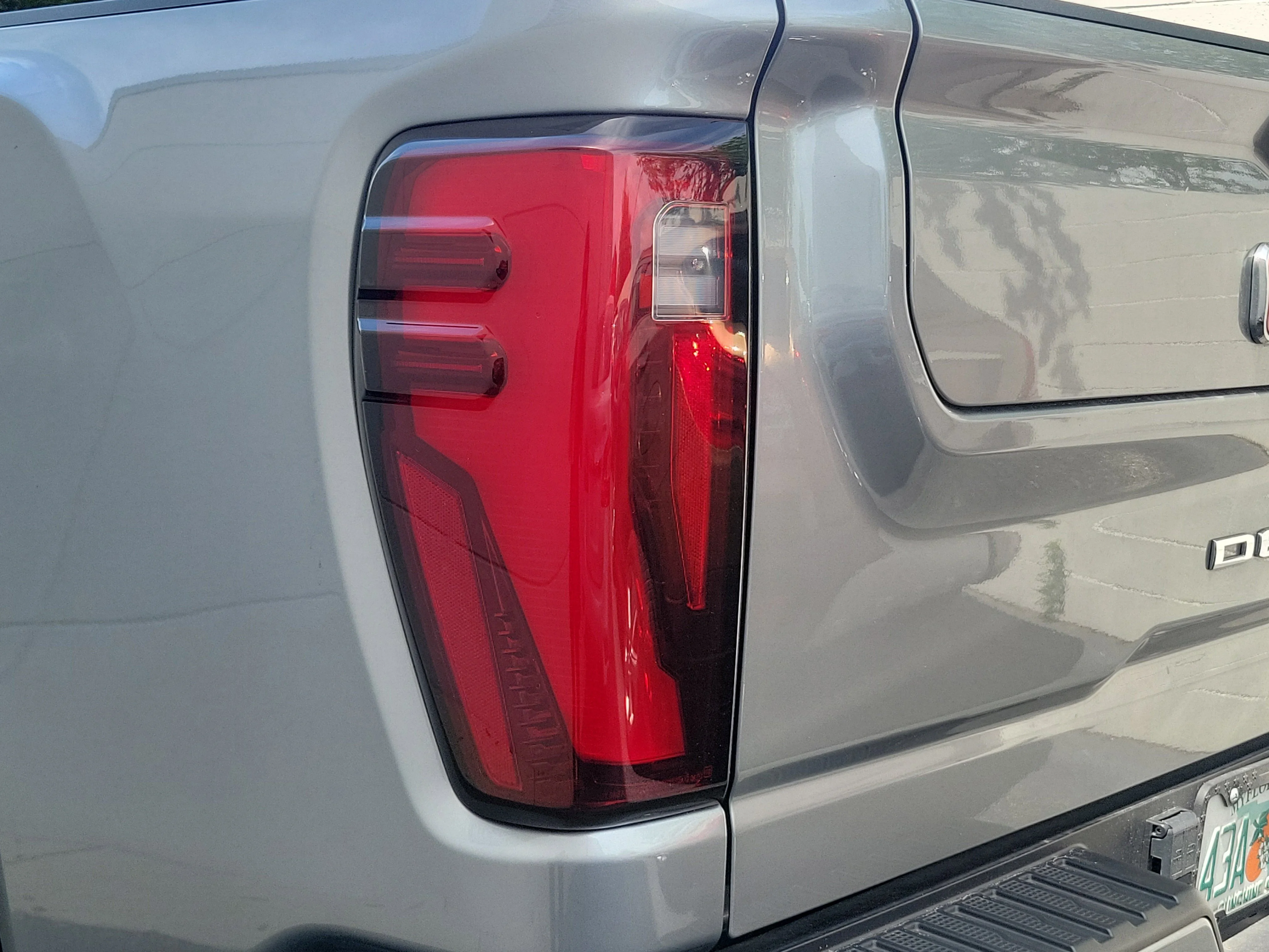 Used 2014 Iridium Metallic GMC SLE image 5