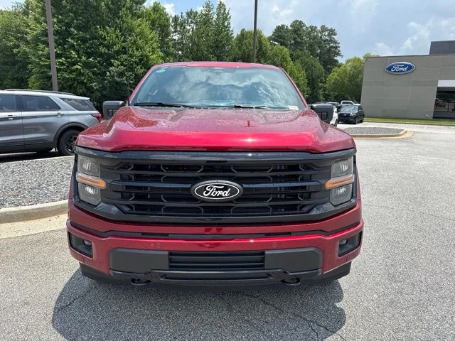 New 2026 Ruby Red Metallic Tinted Clearcoat Ford XLT image 4