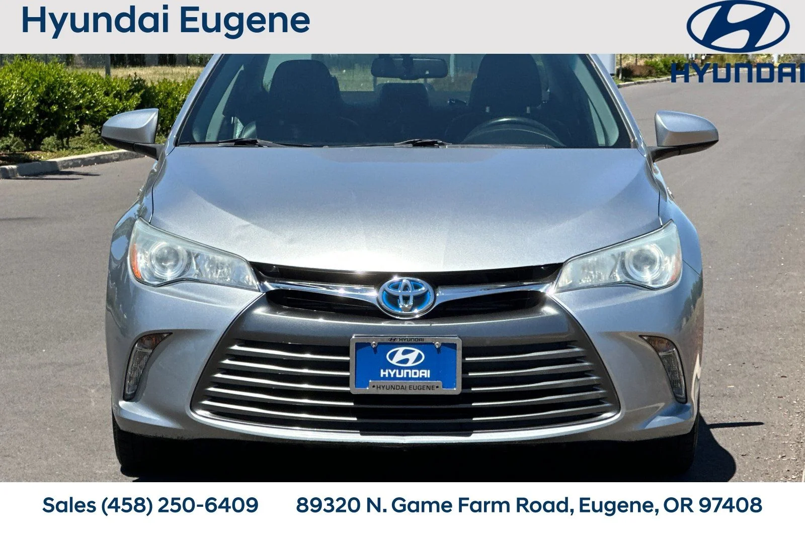 Used 2016 Silver Toyota XLE image 10