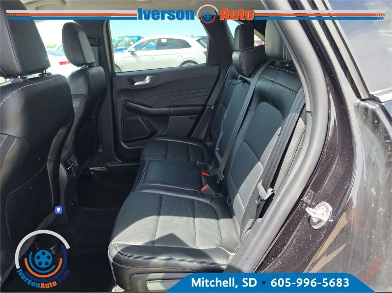 Used 2025 Black Ford Platinum image 6