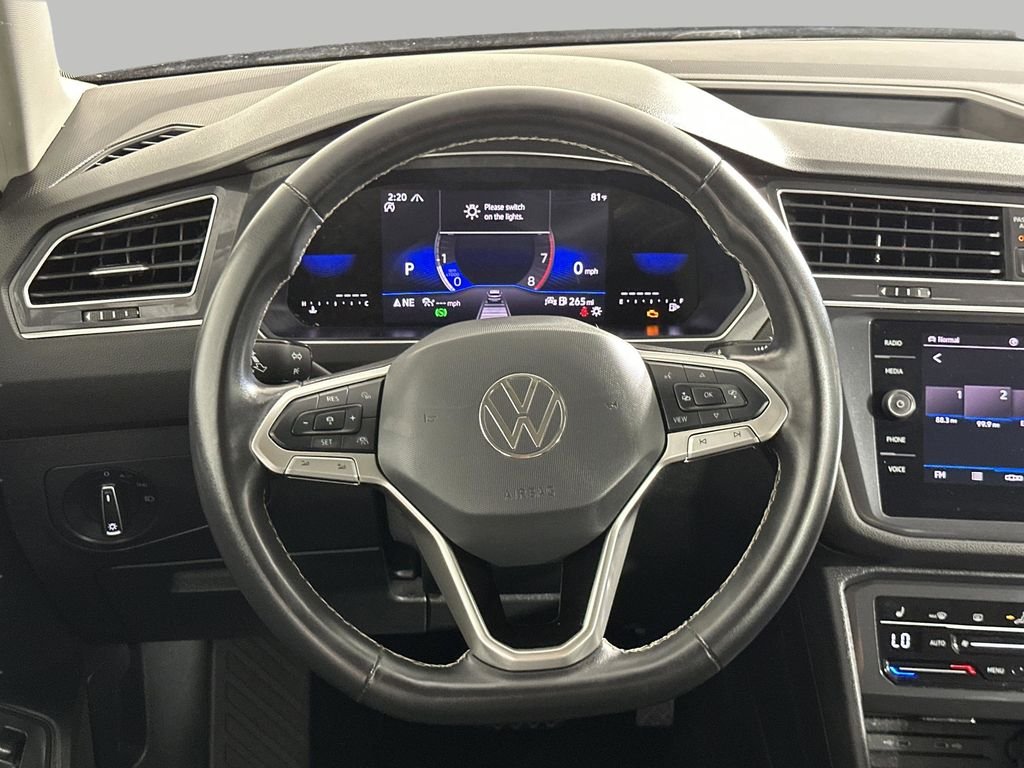 Used 2024 Deep Black Pearl Volkswagen 2.0T SE image 14