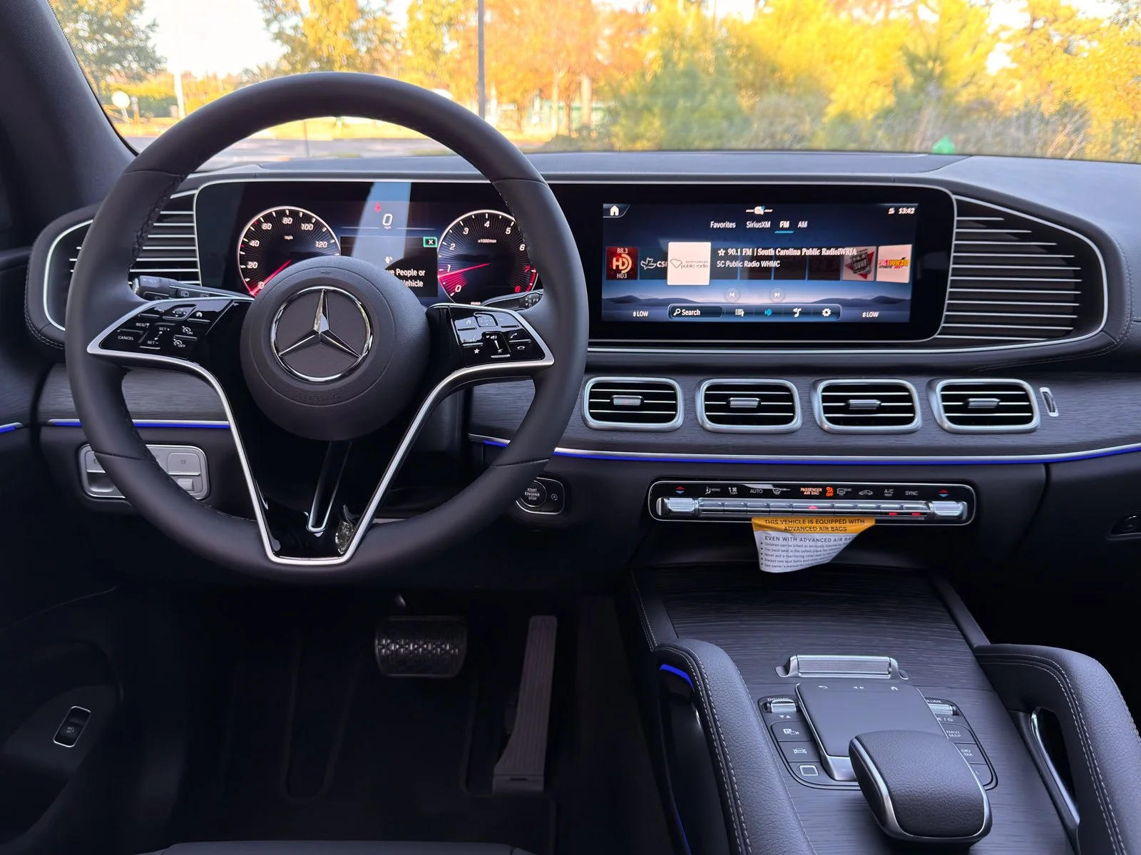 Used 2026 Black Mercedes-Benz GLE 350 image 3