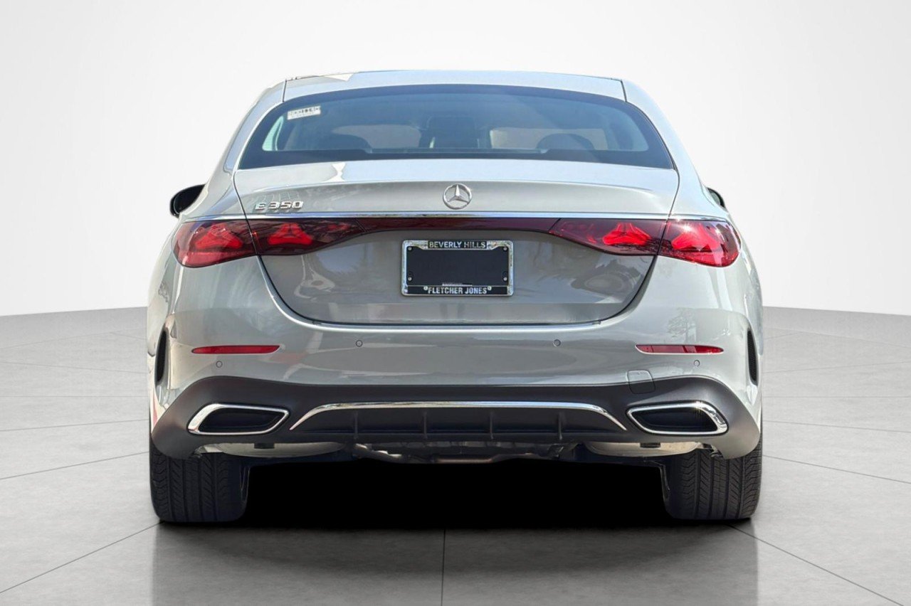 New 2026 MANUFAKTUR Alpine Grey Mercedes-Benz E 350 RWD Sedan image 4