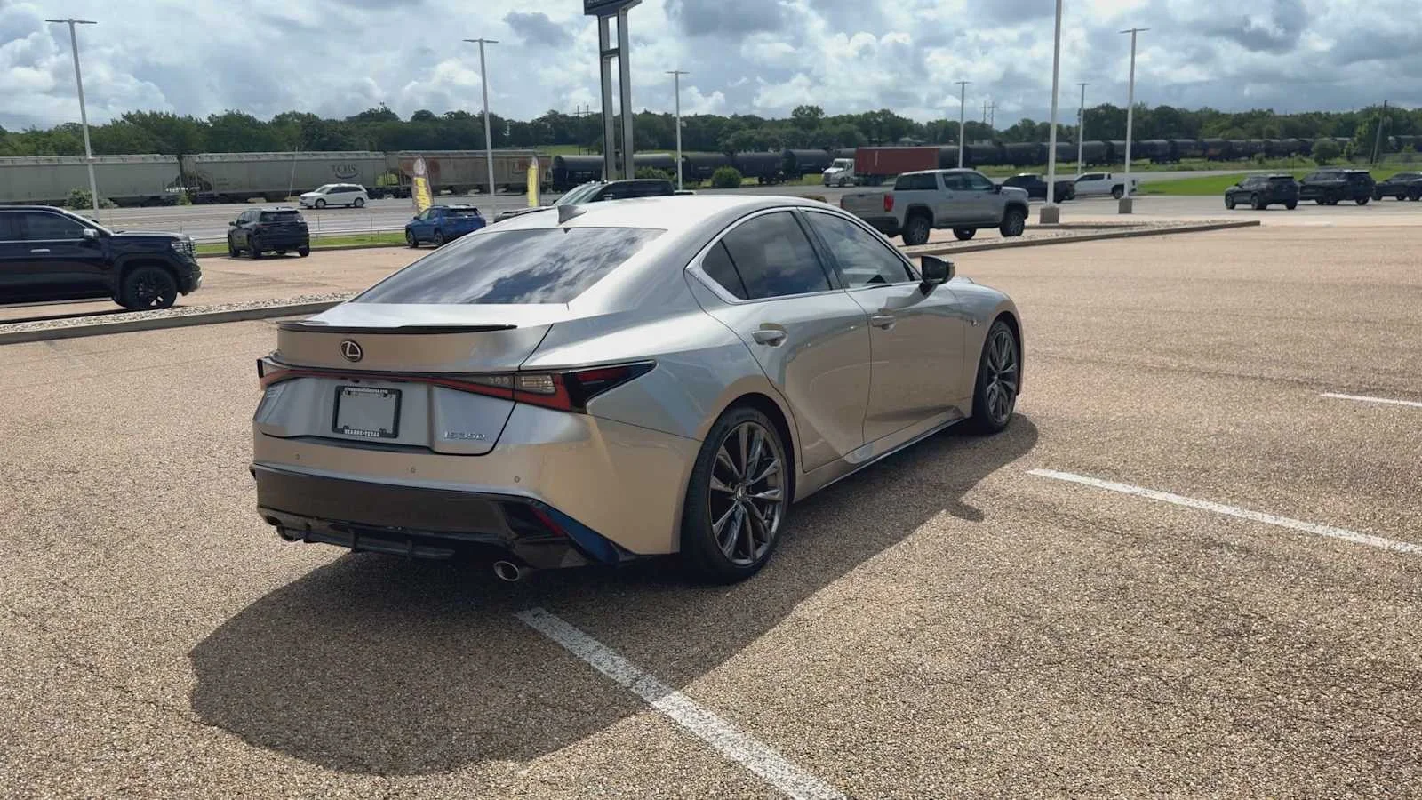 Used 2022 Silver Lexus F SPORT image 8