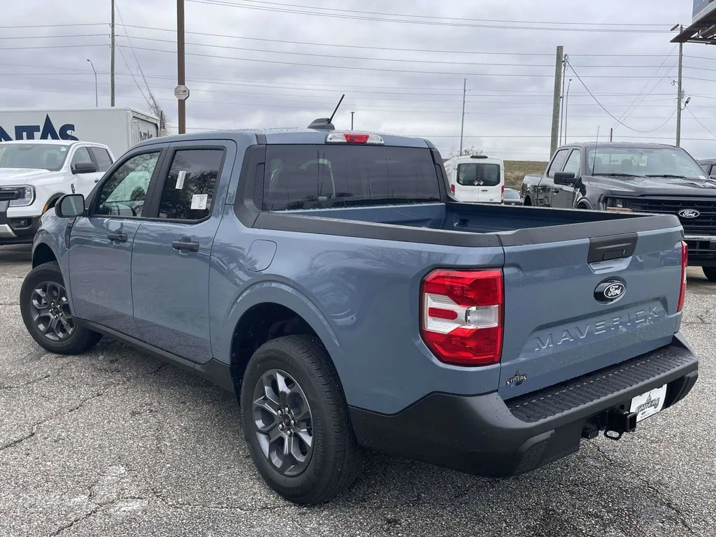 New 2026 Gray Ford XLT image 5