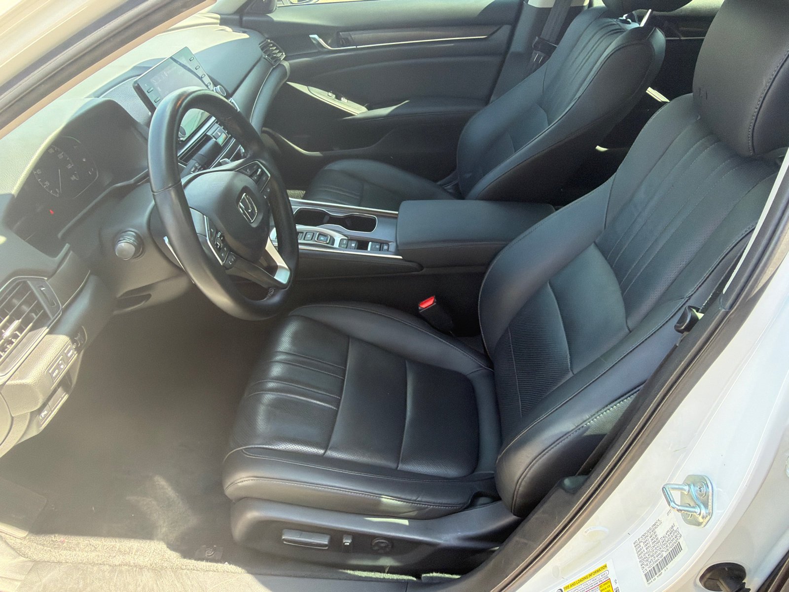 Used 2021 Platinum White Pearl Honda Touring image 9