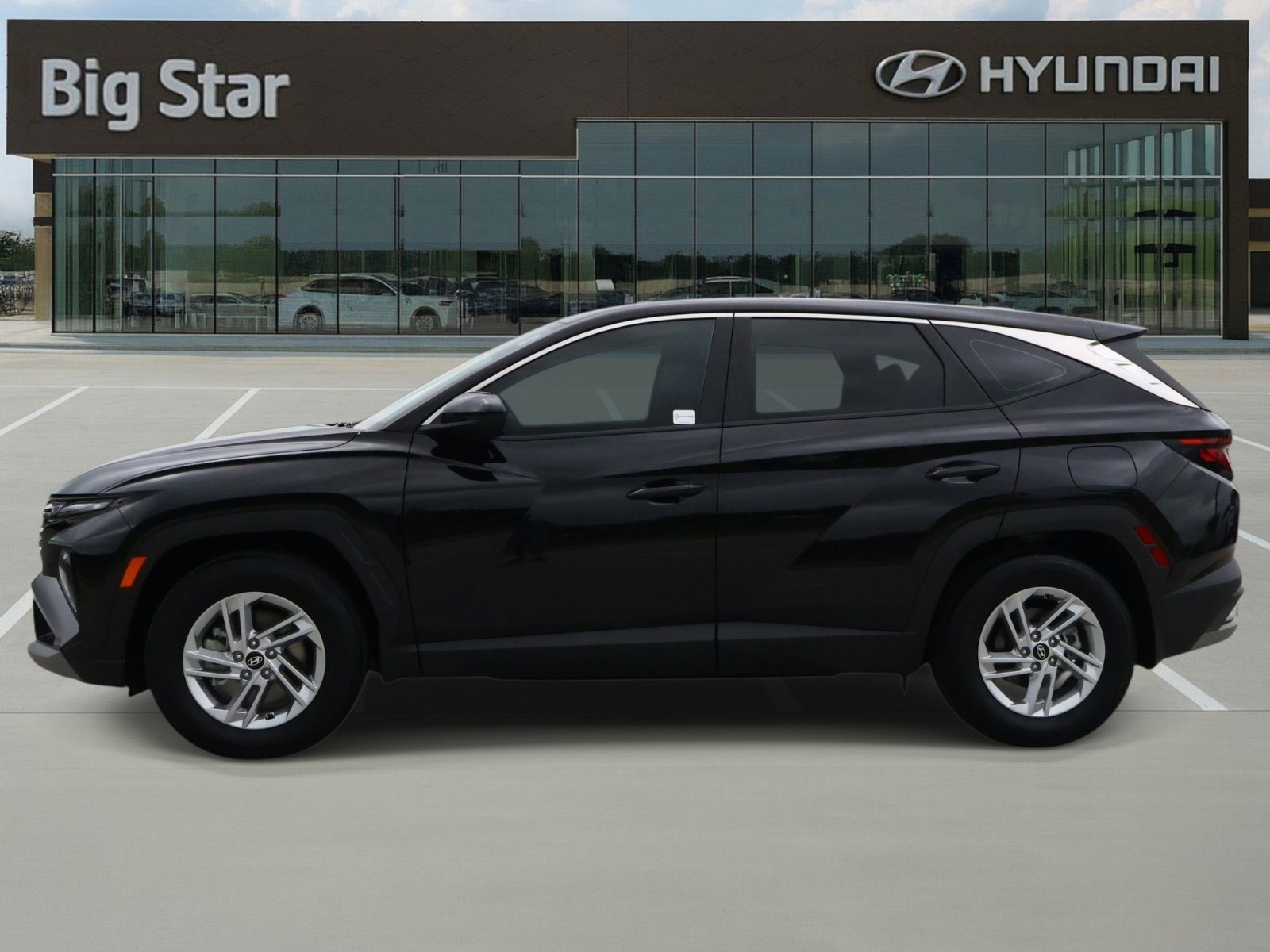 Certified Used 2026 Phantom Black Hyundai SE image 2