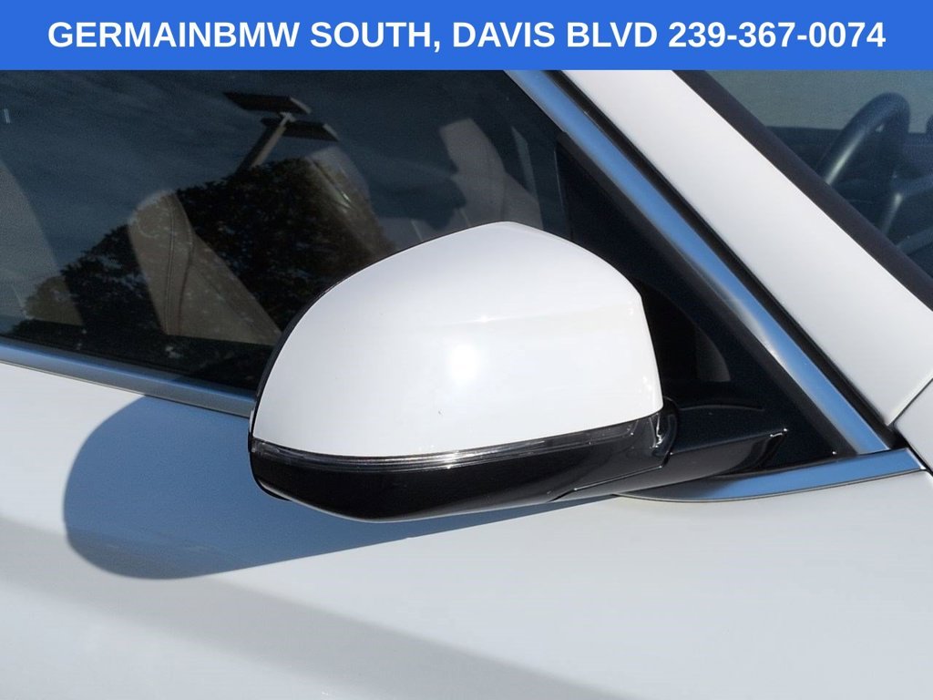 Used 2020 Alpine White BMW xDrive30i image 13