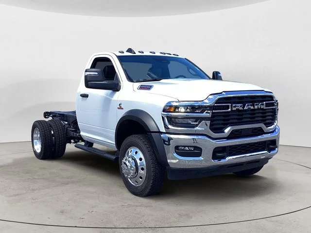 New 2026 Bright White Clearcoat Ram TRADESMAN CHASSIS REGULAR CAB 4X4 60