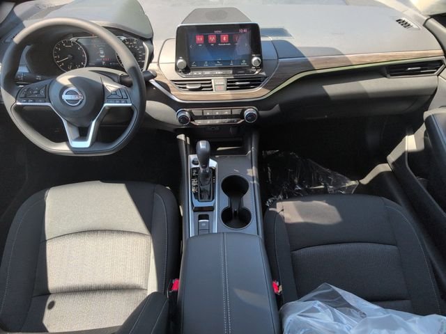 New 2026 Scarlet Ember Tintcoat Nissan SV image 21