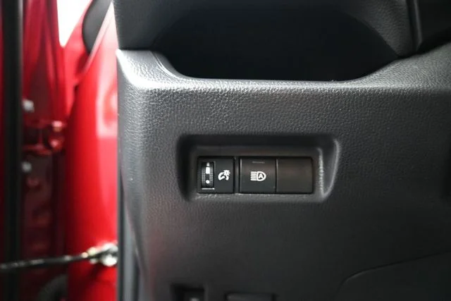 Used 2025 Red Toyota XLE image 18