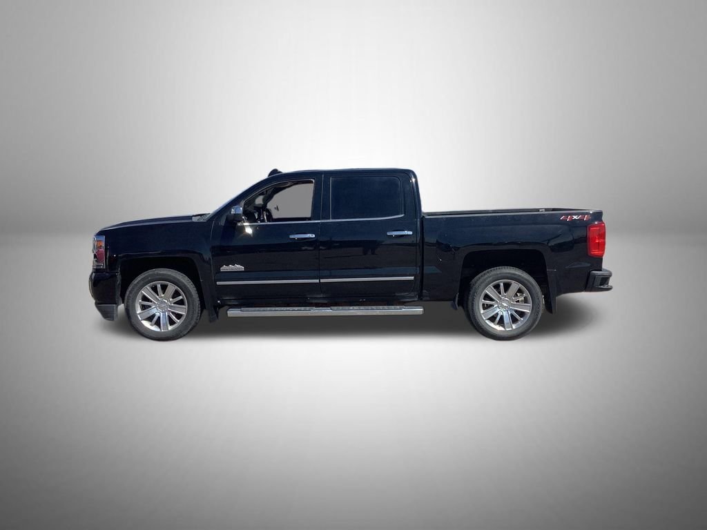 Used 2018 Black Chevrolet High Country image 2