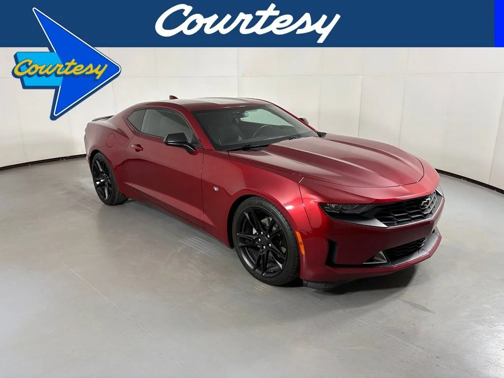 Certified Used 2023 RADIANT RED TINTCOAT Chevrolet 1LT image 1