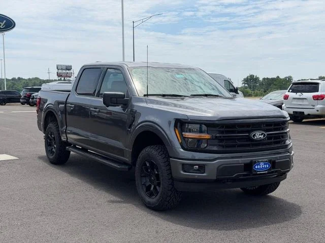 New 2026 Carbonized Gray Metallic Ford XLT image 25