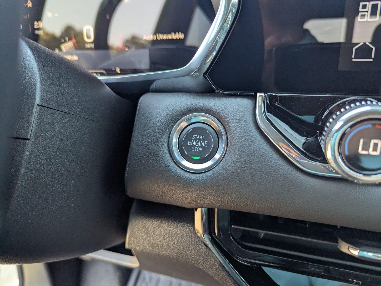 New 2026 Summit White GMC Elevation image 22