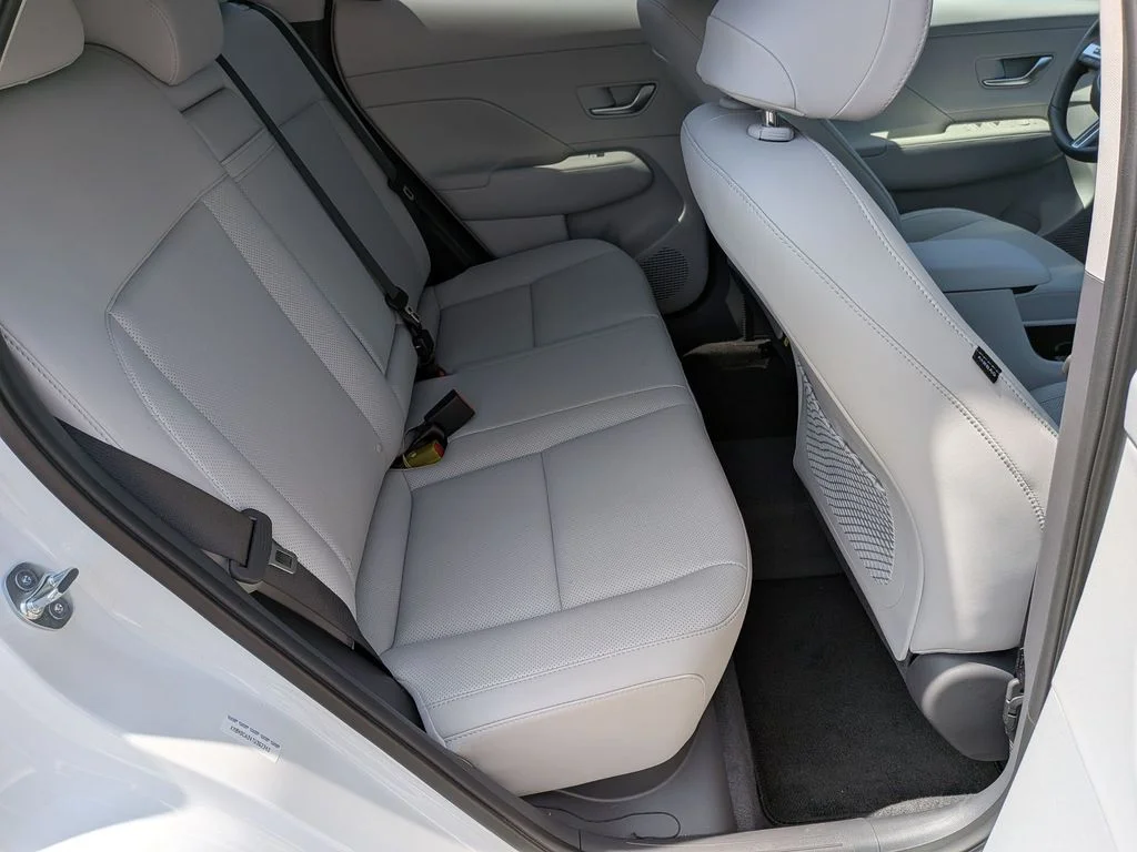Certified Used 2026 White Hyundai SEL Premium image 27