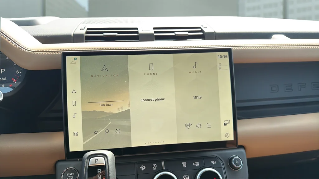 New 2026  Land Rover X-Dynamic SE image 23