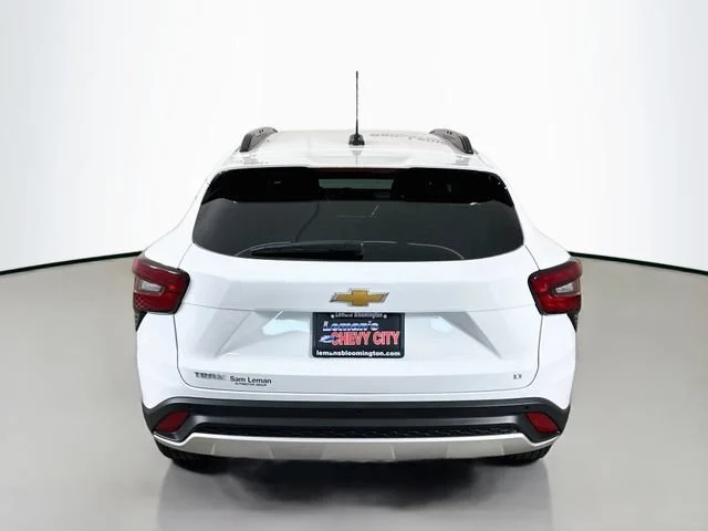 New 2026 Summit White Chevrolet LT image 7