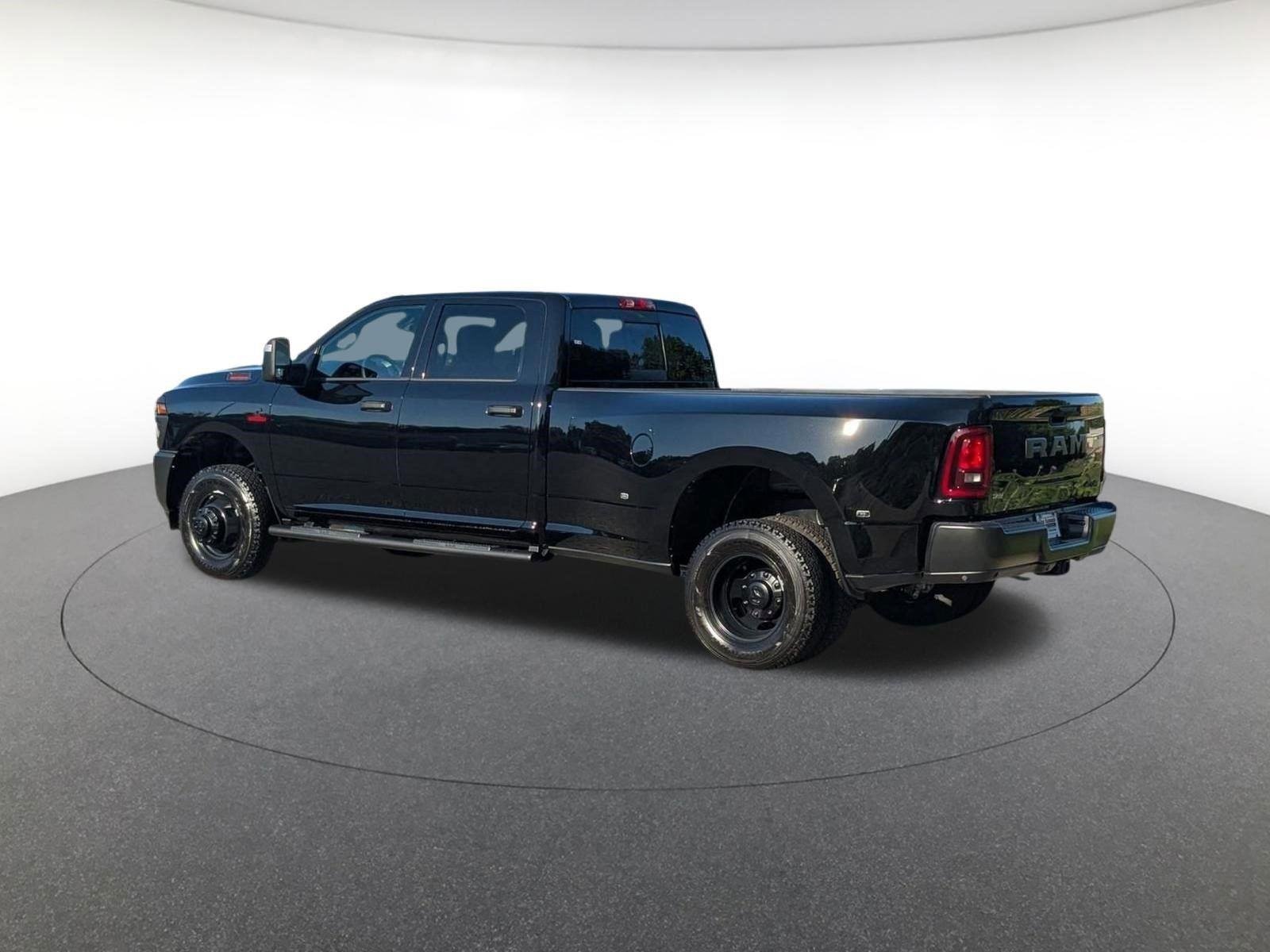 New 2026 Diamond Black Crystal Pearlcoat Ram Tradesman image 3