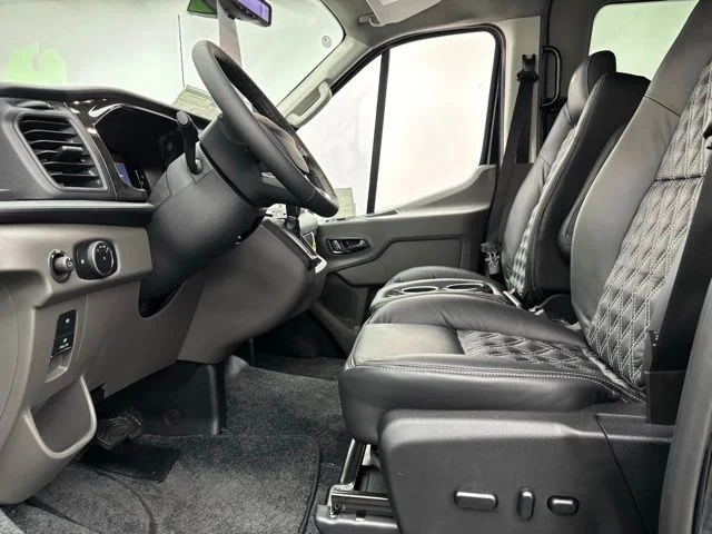 New 2026 Black Ford Explorer Limited SE image 19