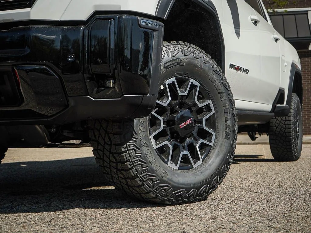 New 2026 Summit White GMC AT4X image 5