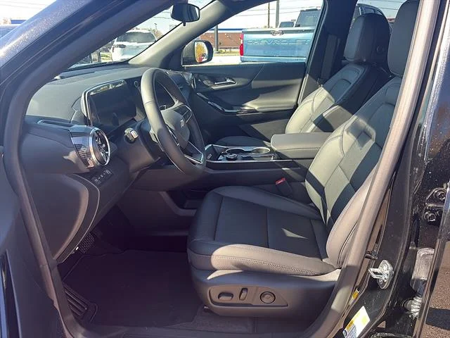 2027 Chevrolet Equinox LT - Photo 9