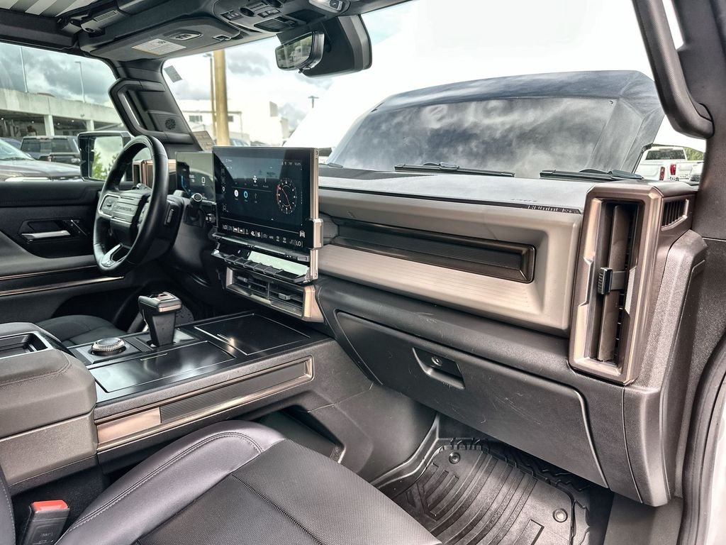 Used 2025 Interstellar White GMC 3X image 29
