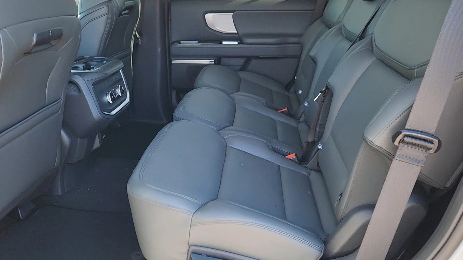 New 2026 Space Silver Metallic Ford Active image 23