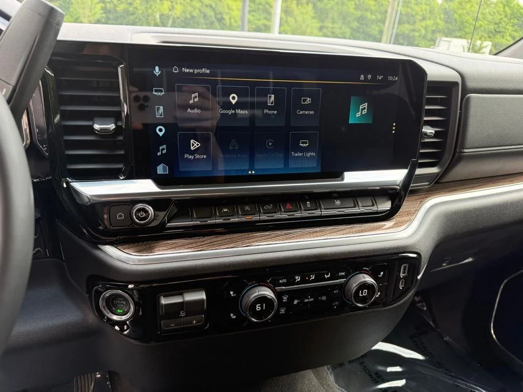 2026 Chevrolet Silverado 1500 LT - Photo 3