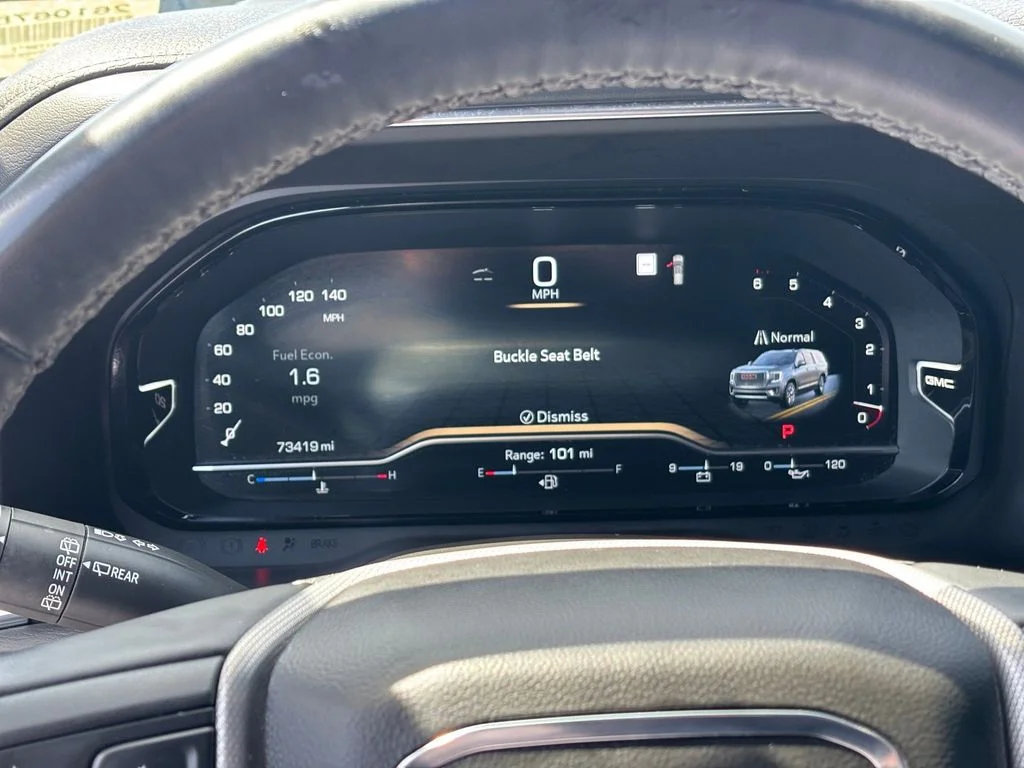 Used 2023 Silver GMC Denali image 21