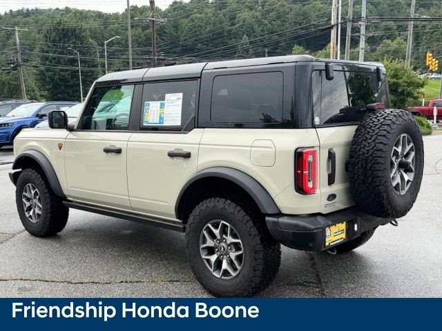 Used 2025 Beige Ford Badlands image 7