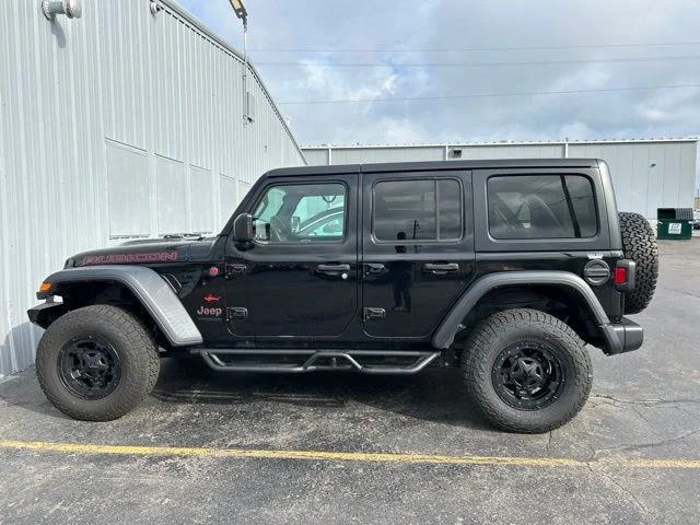 Used 2019 Black Jeep Unlimited Rubicon image 2