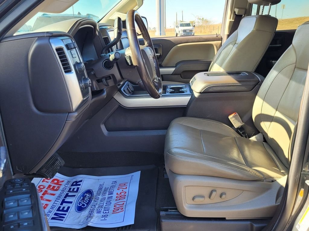 Used 2018 Gray Chevrolet LTZ image 5