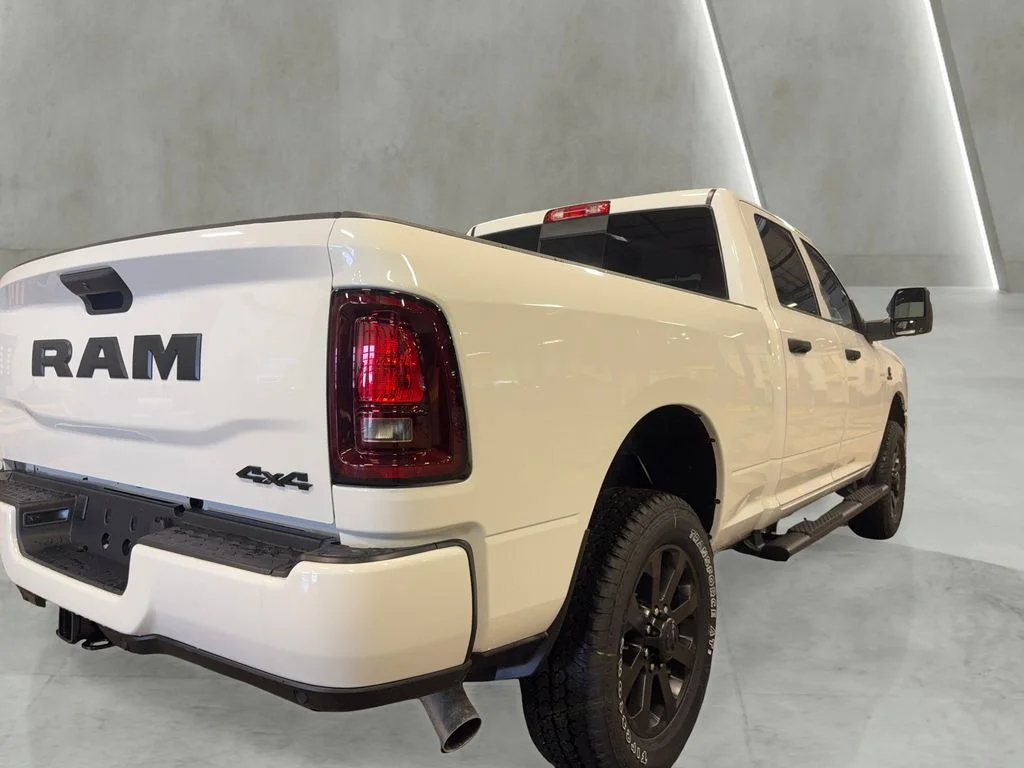 New 2026 Bright White Clear-Coat Exterior Paint RAM Tradesman image 7