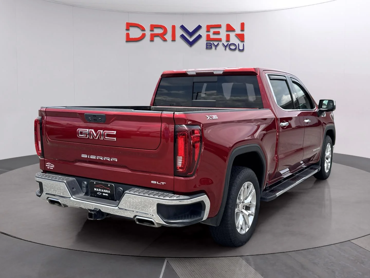 Used 2021 CAYENNE RED TINTCOAT GMC SLT image 5