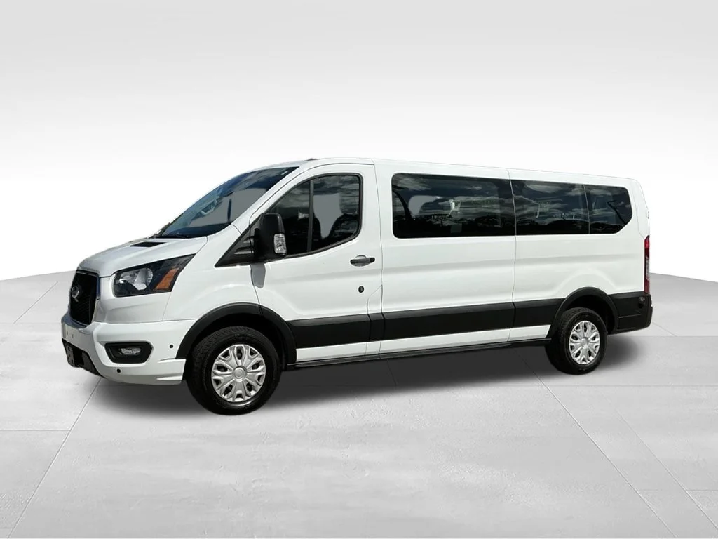 Used 2024 White Ford XLT image 2