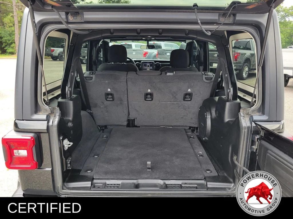 Used 2020 Black Jeep Unlimited Sport Altitude image 13